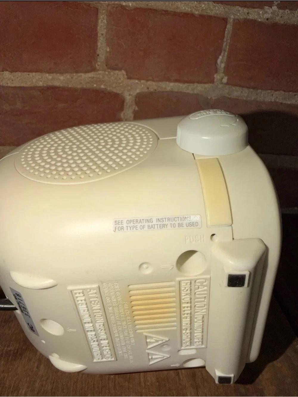 Vintage Sony Dream Machine Digital Alarm Clock – Cream and Silver